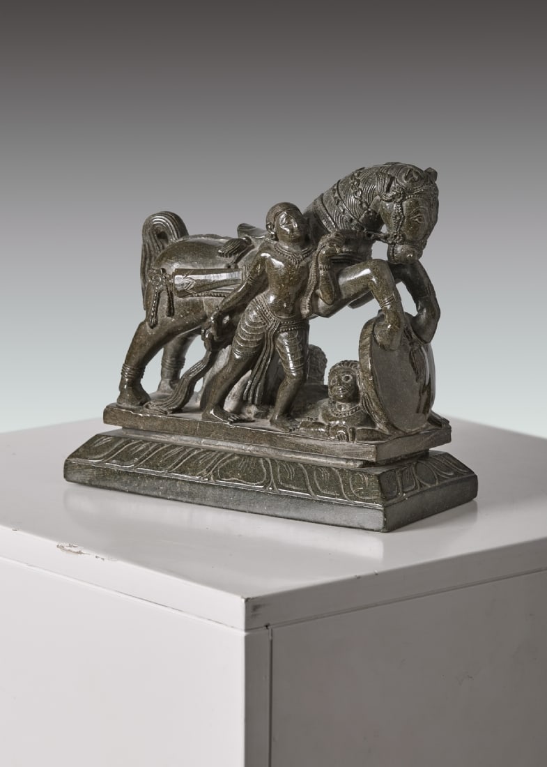 Asian Sculpture of King Ashoka and His Horse, Made of Carved Stone, 21st Century: Asian Sculpture of King Ashoka and His Horse, Made of Carved Stone, 21st Century, can be used as a bookend Height: 20 cm Length: 21 cm (* Ashoka the Great, or by his full name Ashoka Bindusara Maurya,