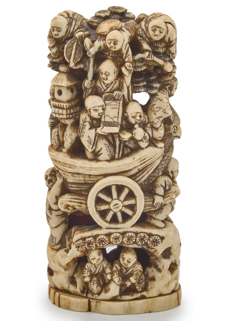 Antique Chinese sculpture: Antique Chinese sculpture, antique Chinese sculpture, hand-carved, signed height: 16.5 cm Notice: We are located in Israel and provide full packing and shipping service. You can ask us for a shipping 