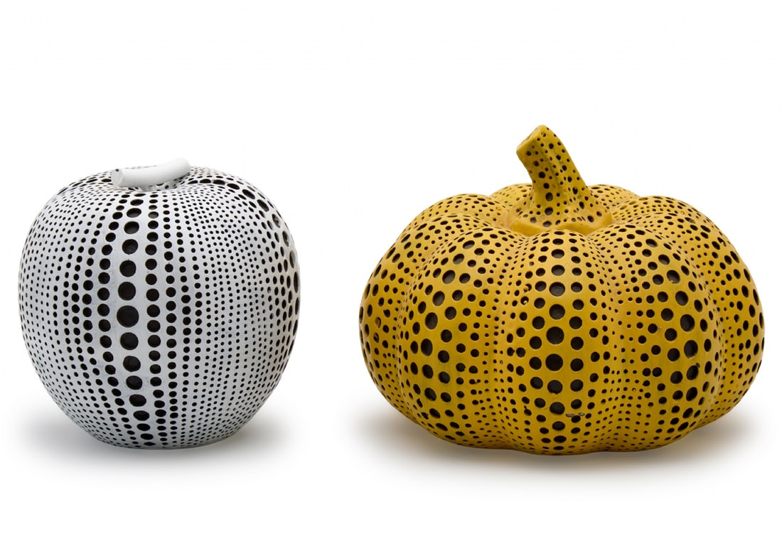 Pair of Decorative Figures in the Shape of a Pumpkin and an Apple Made of Polymer Material: Pair of Decorative Figures in the Shape of a Pumpkin and an Apple Made of Polymer Material, hand-Painted Designed as figures in the shape of a pumpkin with a geometric dot pattern Inspired by the arti