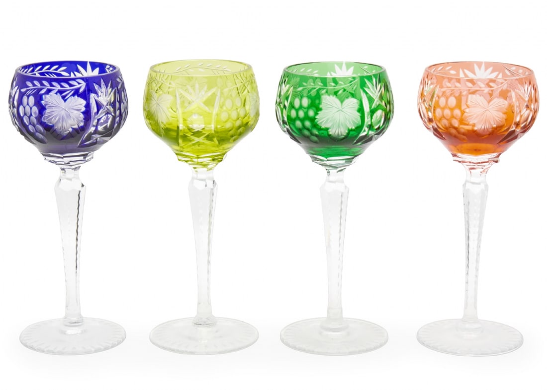 Set of Four Elegant Crystal Goblets Made of Colored Crystal: Set of Four Elegant Crystal Goblets Made of Colored Crystal, height: 21 cm Opening Diameter: 8 cm Notice: We are located in Israel and provide full packing and shipping service. You can ask us for a s
