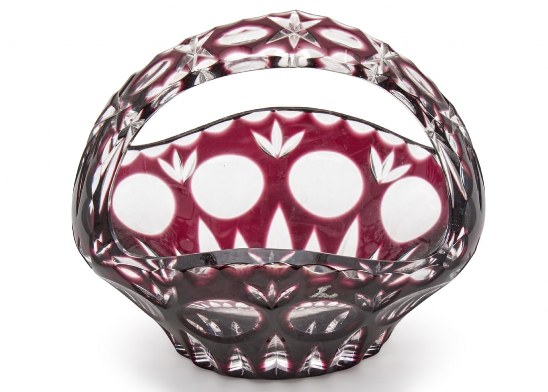 Czech Crystal Basket-Shaped Vessel, Layered Burgundy Crystal, Decorated: Czech Crystal Basket-Shaped Vessel, Layered Burgundy Crystal, Decorated, decorated with 'Cut to clear' polishing work Height including handle: 16 cm Length: 16 cm Notice: We are located in Israel and 