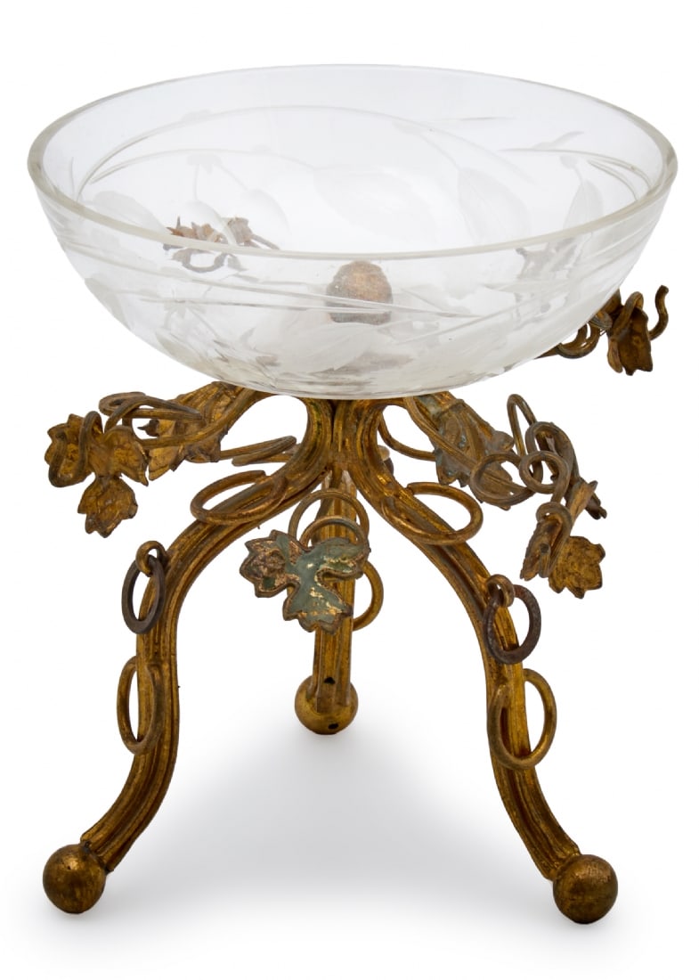 Antique French Dessert or Fruit Serving Dish (Individual): Antique French Dessert or Fruit Serving Dish (Individual), made of gilded copper and polished glass, circa 1840-1860 Diameter: 15 cm Height: 13 cm Notice: We are located in Israel and provide full