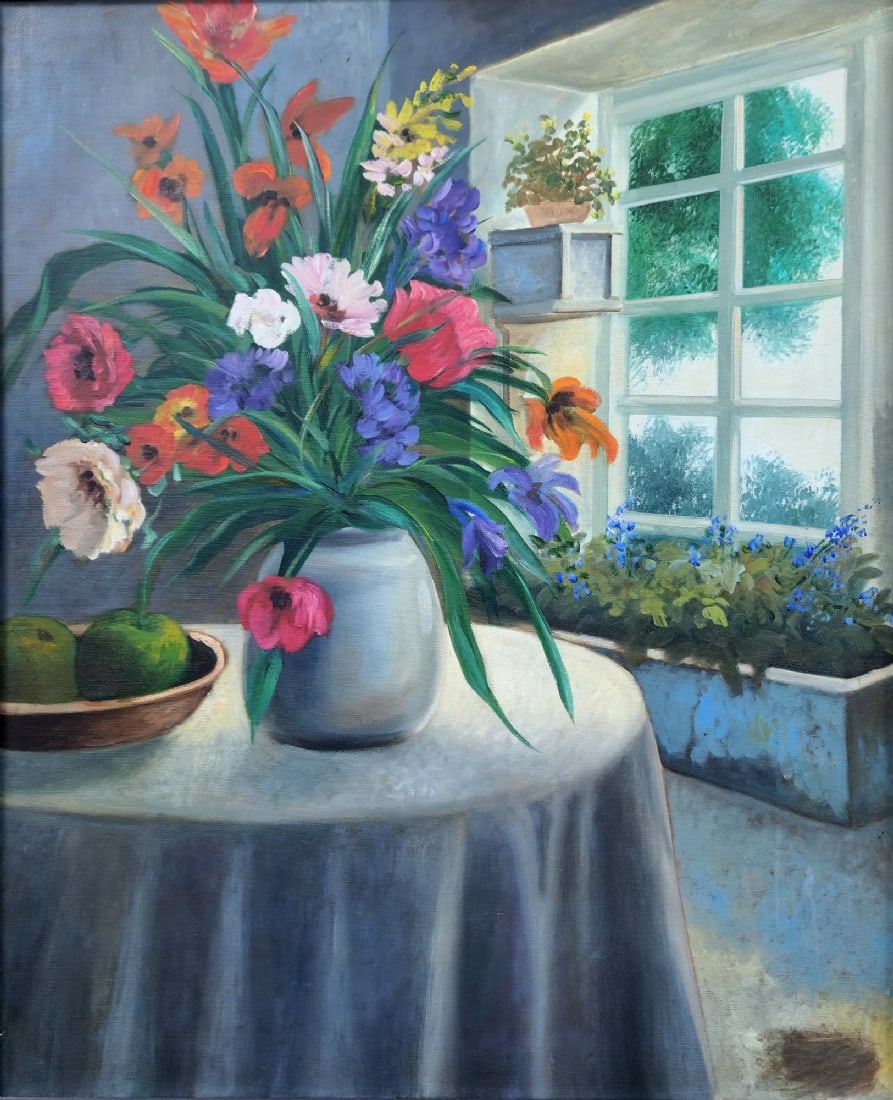 Hedi Kohn - 'Flowers in a Vase on a White Tablecloth', Large Oil on Canvas: Hedi Kohn - 'Flowers in a Vase on a White Tablecloth', Large Oil on Canvas, signature erased (reason unknown) Dimensions: 76X60 cm Frame: 105X88 cm Notice: We are located in Israel and provide full pa