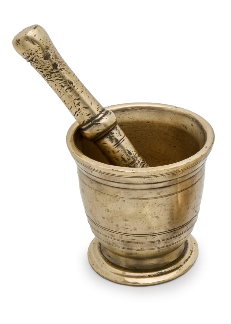 Antique Mortar and Matching Pestle: Antique Mortar and Matching Pestle, height: 9.5 cm Notice: We are located in Israel and provide full packing and shipping service. You can ask us for a shipping quote before the sale.