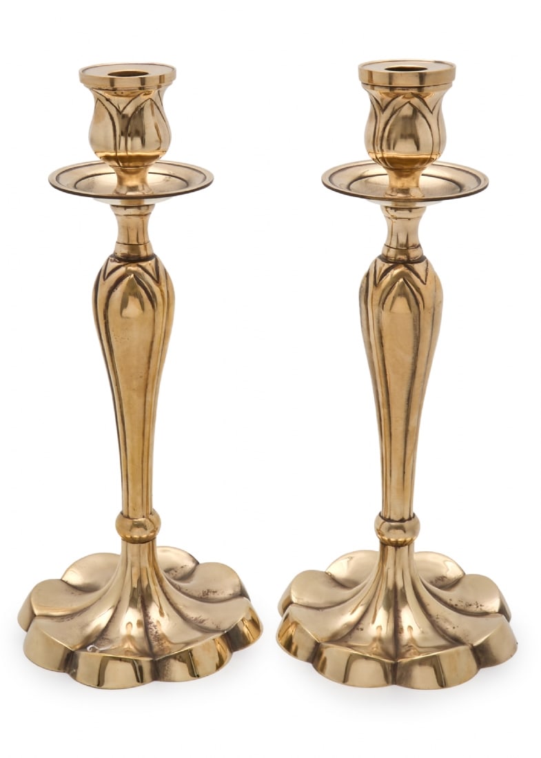 Pair of Antique Bronze Candlesticks with Glossy Finish, Tall Body and Wide Base (1 of 5)