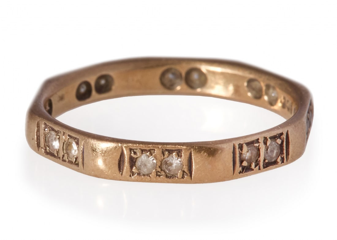 Antique 9 Karat Yellow Gold Ring Set with Zirconia Stones (1 of 4)