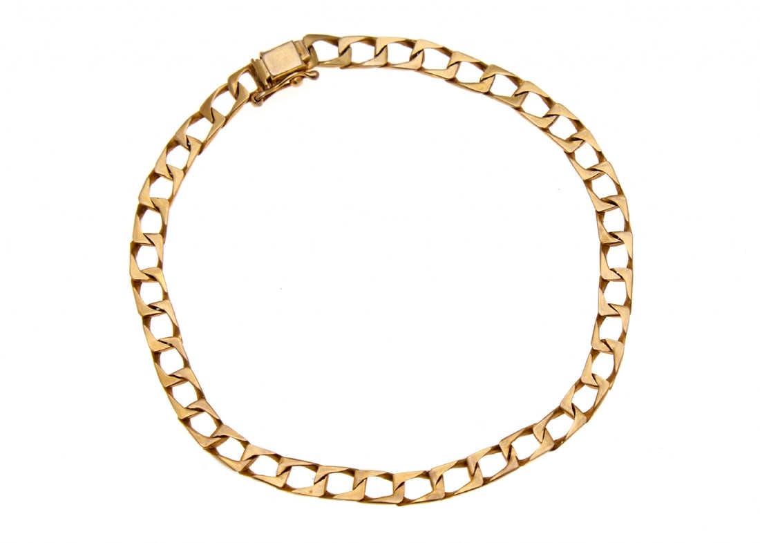 Thin Gold Bracelet (Gourmet) in 14K Yellow Gold, Stamped: Thin Gold Bracelet (Gourmet) in 14K Yellow Gold, Stamped, weight: 7.48 grams Bracelet Length: 19.5 cm Link Width: 0.5 cm Notice: We are located in Israel and provide full packing and shipping service.