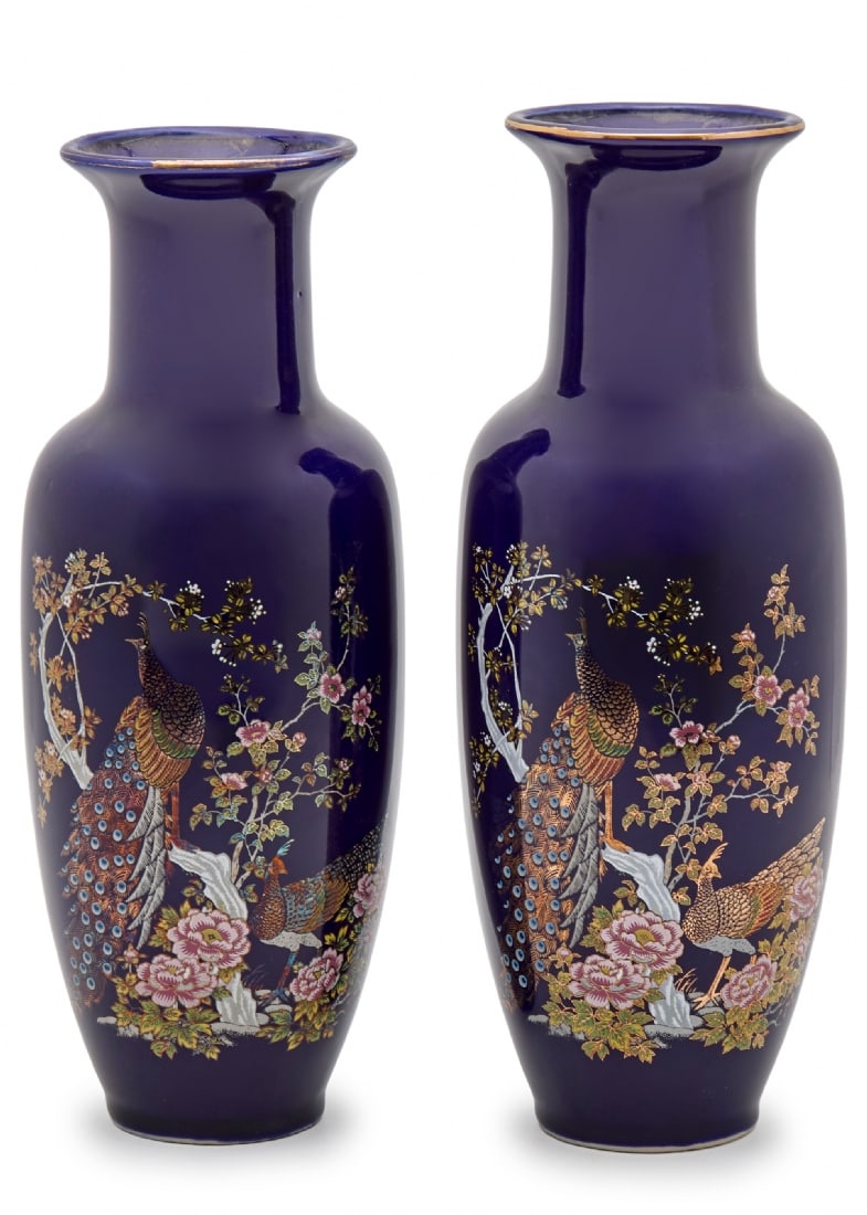 Pair of Japanese Porcelain Vases Decorated with Peacocks on a Dark Cobalt Blue Background, Signed: Pair of Japanese Porcelain Vases Decorated with Peacocks on a Dark Cobalt Blue Background, Signed, width: 11 cm Height: 27 cm Notice: We are located in Israel and provide full packing and shipping ser