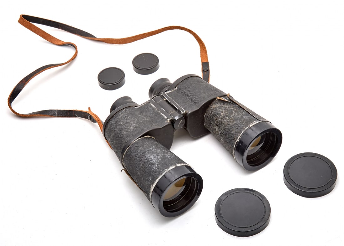 Soviet Field Binoculars Berkut-10 10x50 with Original Strap: Soviet Field Binoculars Berkut-10 10x50 with Original Strap, includes original carrying strap and leather case. Dimensions: 18X18X7 cm Notice: We are located in Israel and provide full packing and