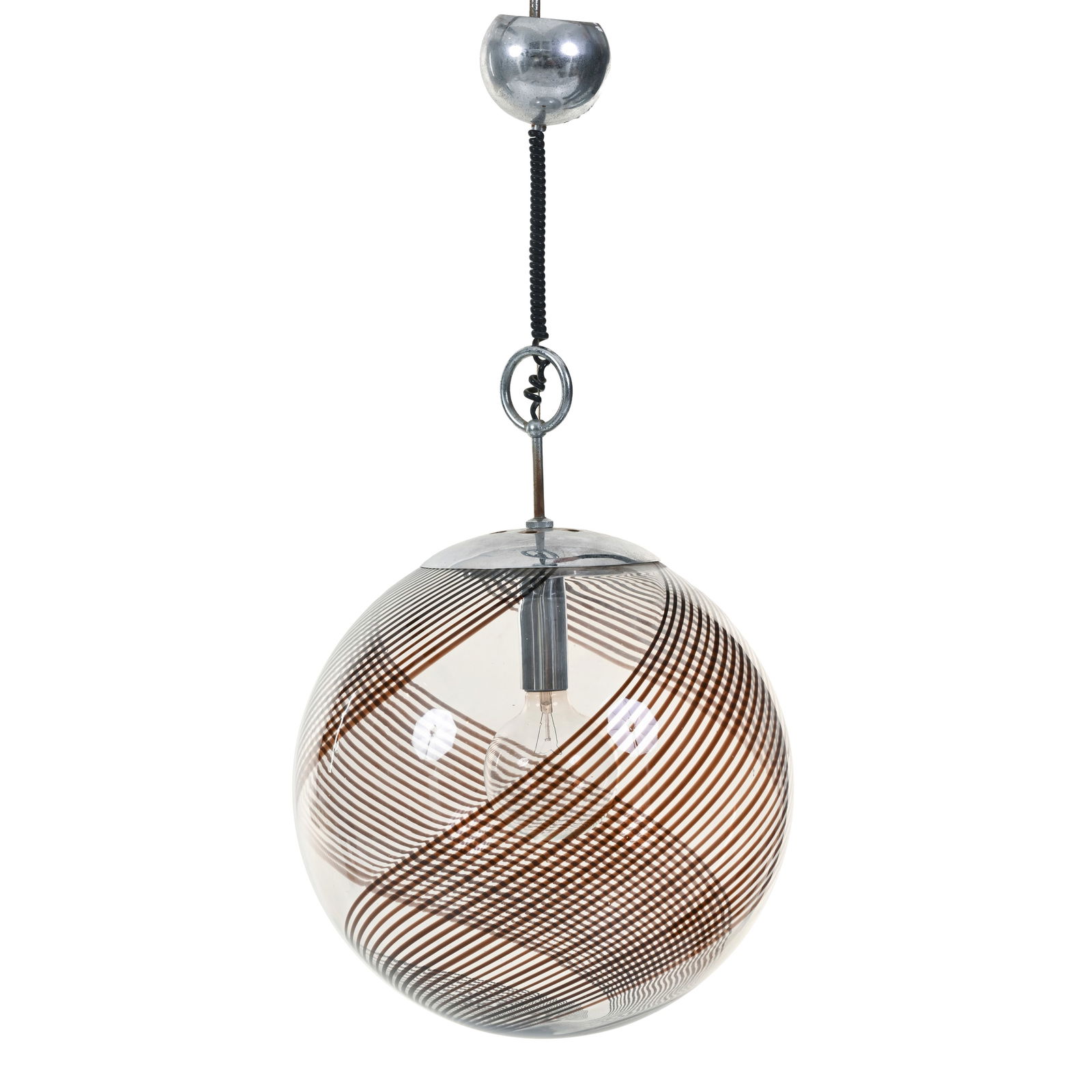 Lino Tagliapietra (Murano 1934) Lampada a sospensione Vetro di Murano con decoro di fasce ametista,: Lino Tagliapietra (Murano 1934) Lampada a sospensione Vetro di Murano con decoro di fasce ametista, montatura ad anello in acciaio cromato Prod. Murano Italia, 1960/70 ca. h 94 cm d 46 cm Lino Tagliap