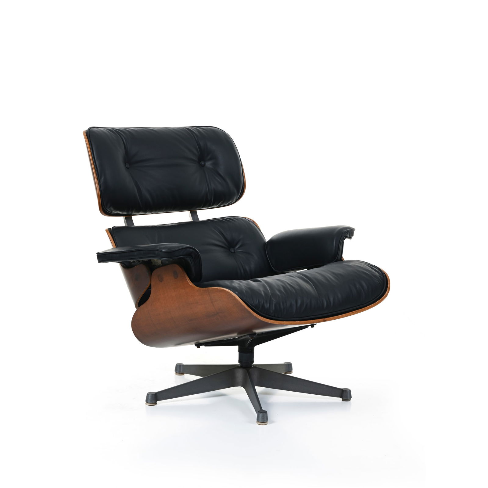 Charles & Ray Eames Poltrona Struttura in legno curvato sagomato e impiallacciato, sostegni in (1 of 10)