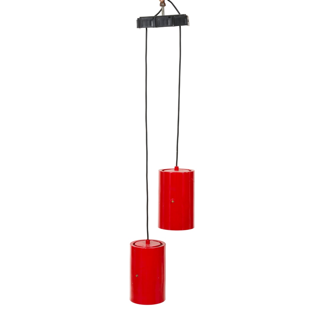 Stilnovo, Italia, 1960 ca.: Stilnovo Lampada a sospensione Struttura e diffusori in metallo laccato, dettagli in ottone Prod. Stilnovo Italia, 1960 ca. 100 x 25 x 13 cm Stilnovo A pendant lamp Lacquered metal structure and diffu