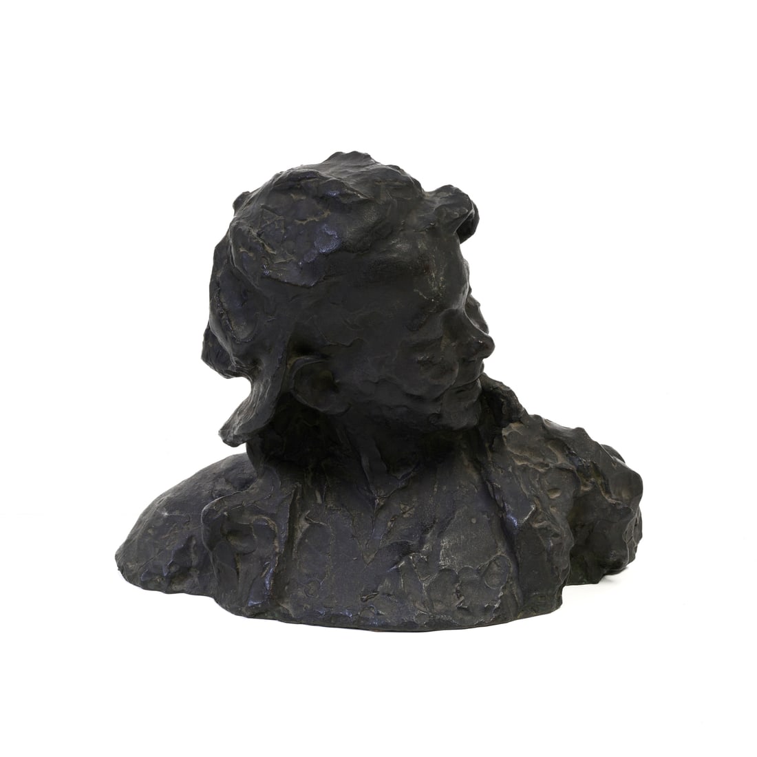 Enrico Pancera (Caravaggio 1882 - Milano 1971): Enrico Pancera (Caravaggio 1882 - Milano 1971) Busto di ragazza, 1915 Bronzo 35 x 41 x 21 cm Firmata e datata al retro Enrico Pancera (Caravaggio 1882 - Milan 1971) Bust of a Girl, 1915 Bronze 35 × 4