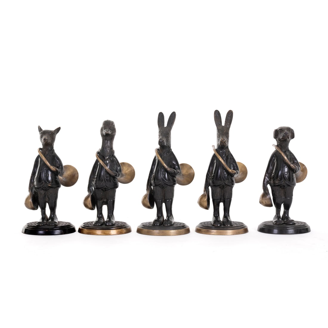 Lotto di cinque animali musicisti, XX secolo: Lotto di cinque animali musicisti Bronzo patinato con parti dorate XX secolo h 21 cm Lot of five musical animals Patinated bronze with gilt details 20th century h 21 cm