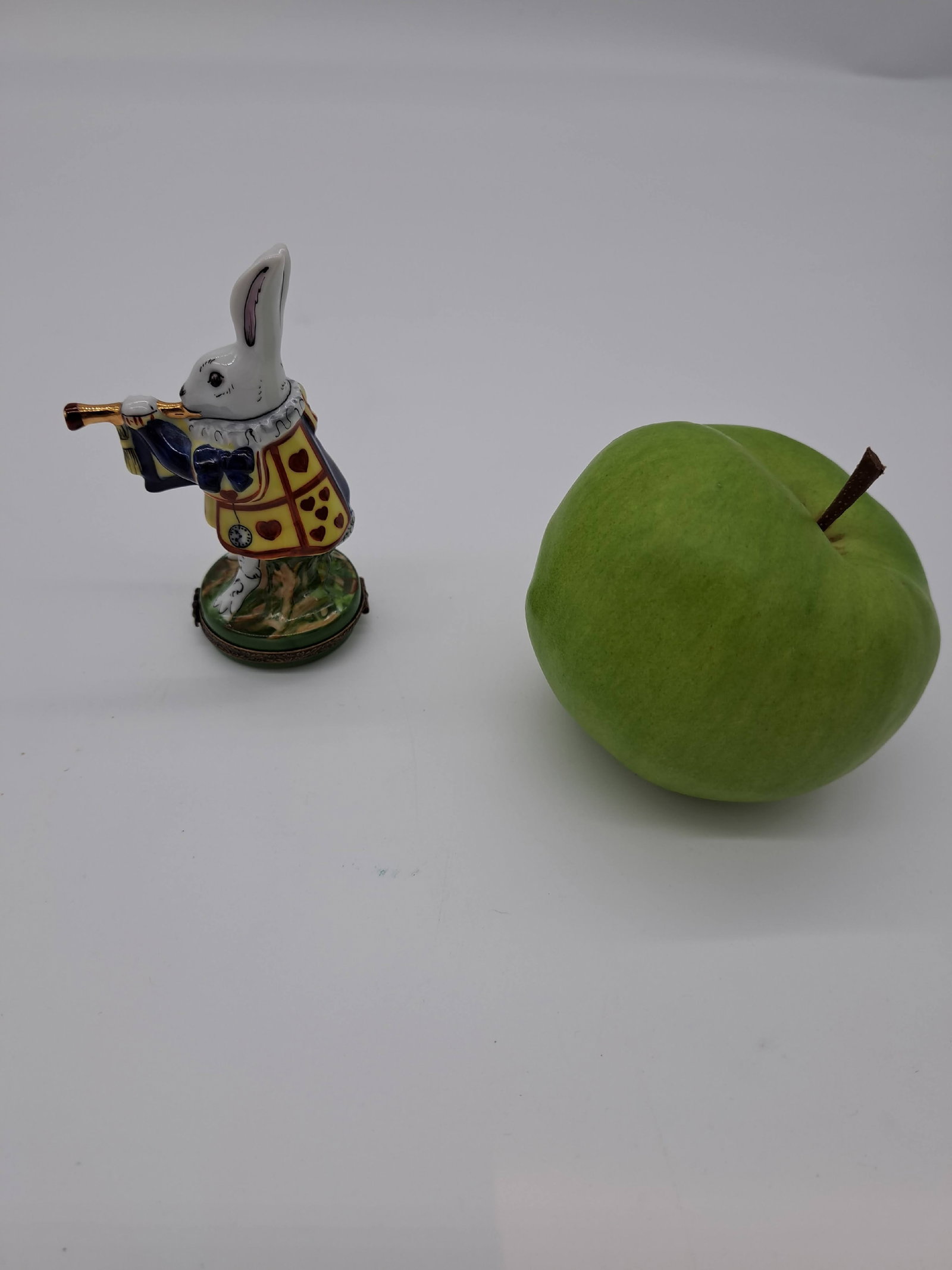 Alice in Wonderland White Rabbit Limoge Trinket Box (1 of 5)