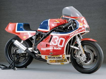 1982 HONDA RS1000: William Joseph Dunlop MBE OBE competed in his first TT during 1976 and the following year secured victory in the Schweppes Jubilee TT riding a TZ750, following this with a victory in 1980 Classic TT