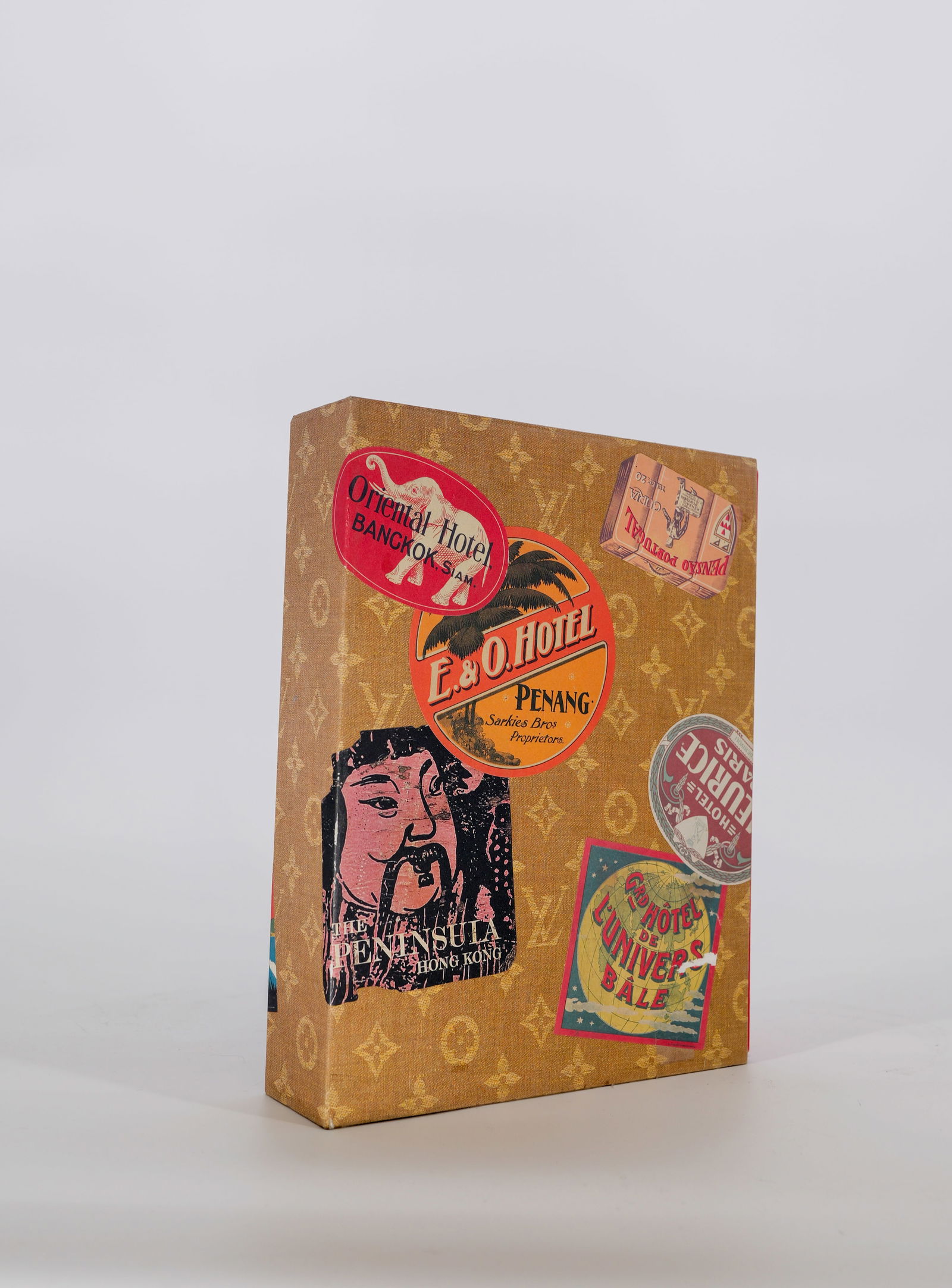 Louis Vuitton: 100 Legendary Trunks - English Version (1 of 2)