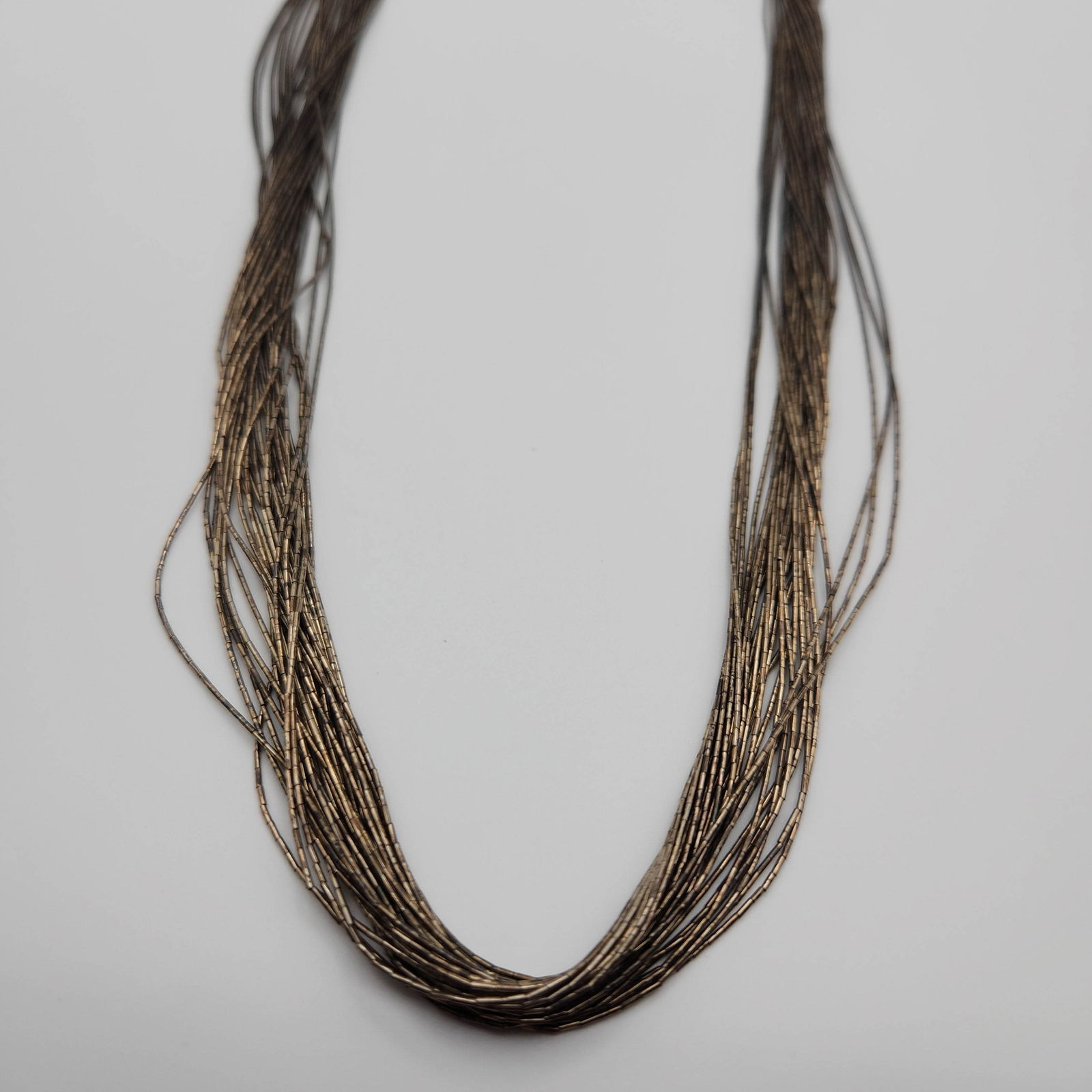 Long 30 Strand Liquid Silver Necklace 46g (1 of 5)