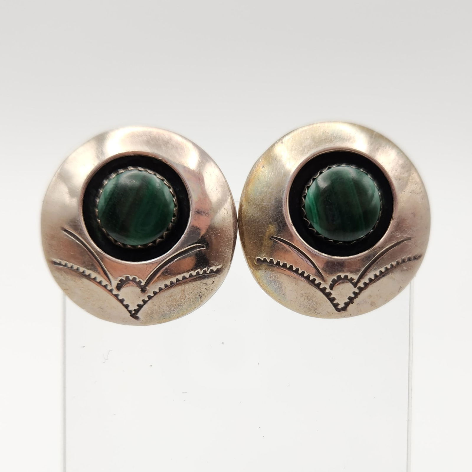 Sterling Malachite Shadowbox Earrings 8.1g: Sterling malachite shadowbox earrings, 8.1g