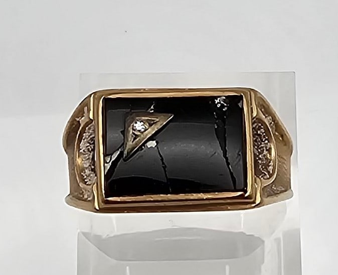 Onyx Diamond Chip 10K Gold Ring Size 10.25 5.7 G As Is (1 of 5)