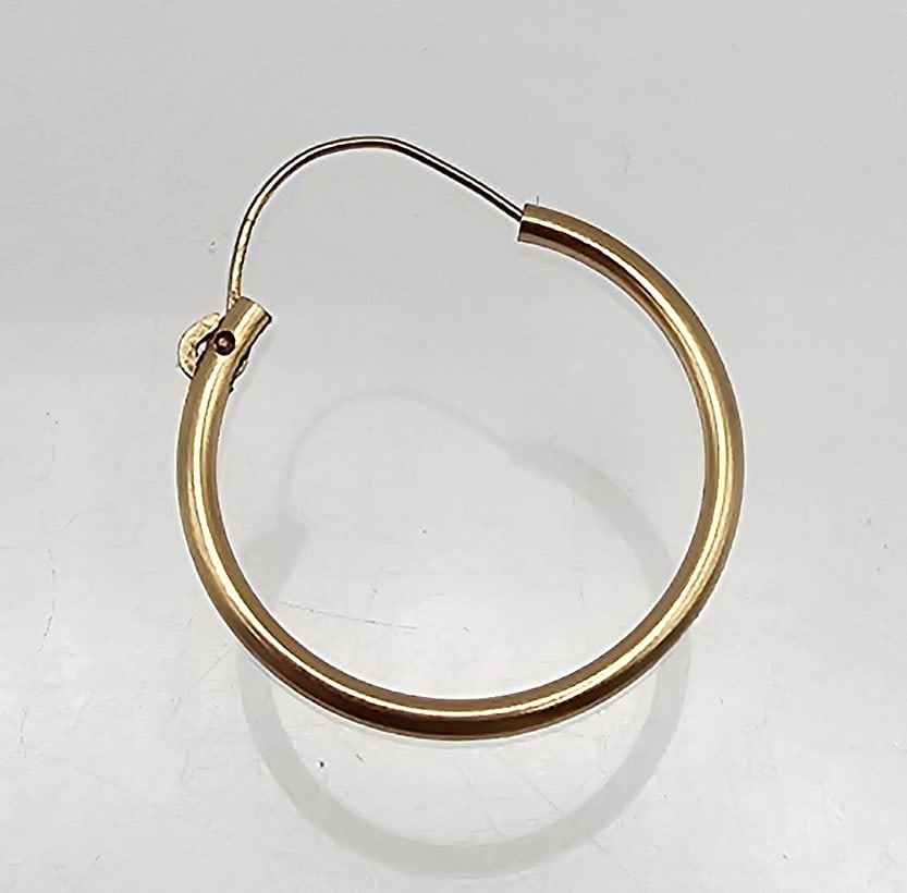 10K Gold Single Hoop Earring 0.20 G (1 of 3)