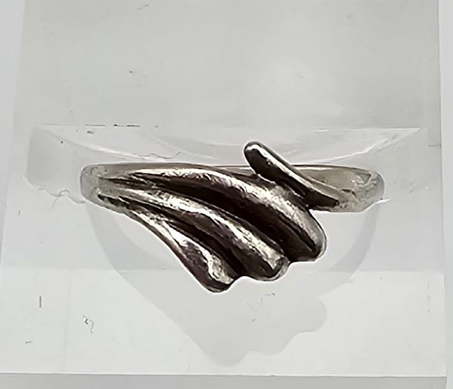 Sterling Silver Wave Ring Size 3.5 1.1 G (1 of 4)