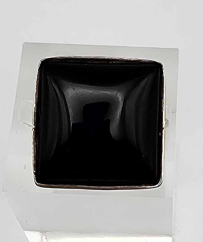 Onyx Sterling Silver Ring Size 6.75 5.7 G: Onyx Sterling Silver ring size 6.75 5.7 g