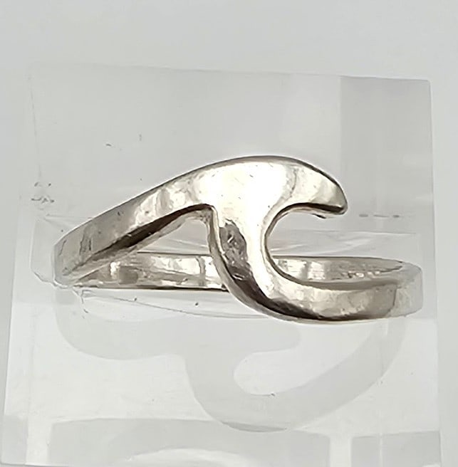 Sterling Silver Wave Ring Size 7.5 2 G (1 of 4)