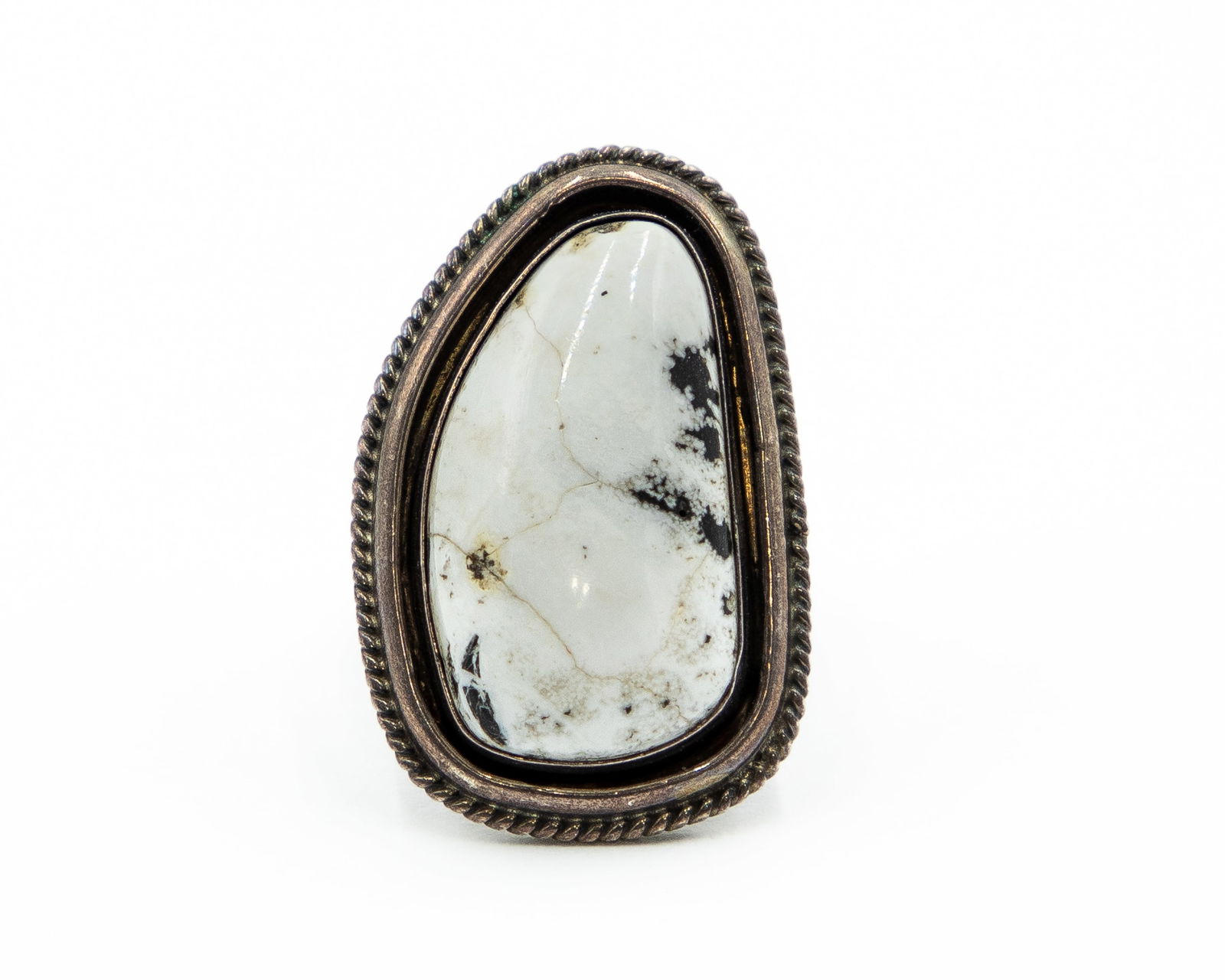 Milton Lee Navajo White Buffalo Ring Sz. 7.25 (1 of 4)