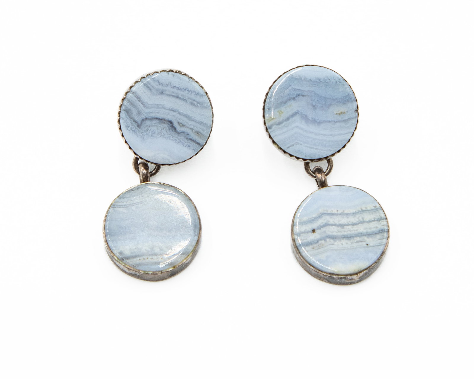 Emma Lincoln Navajo Sterling Blue Lace Agate Double Disk Dangle Earrings: Emma Lincoln Navajo Sterling Blue Lace Agate Double Disk Dangle Earrings 7.5gKimmie Wear '01 Signature Stamp