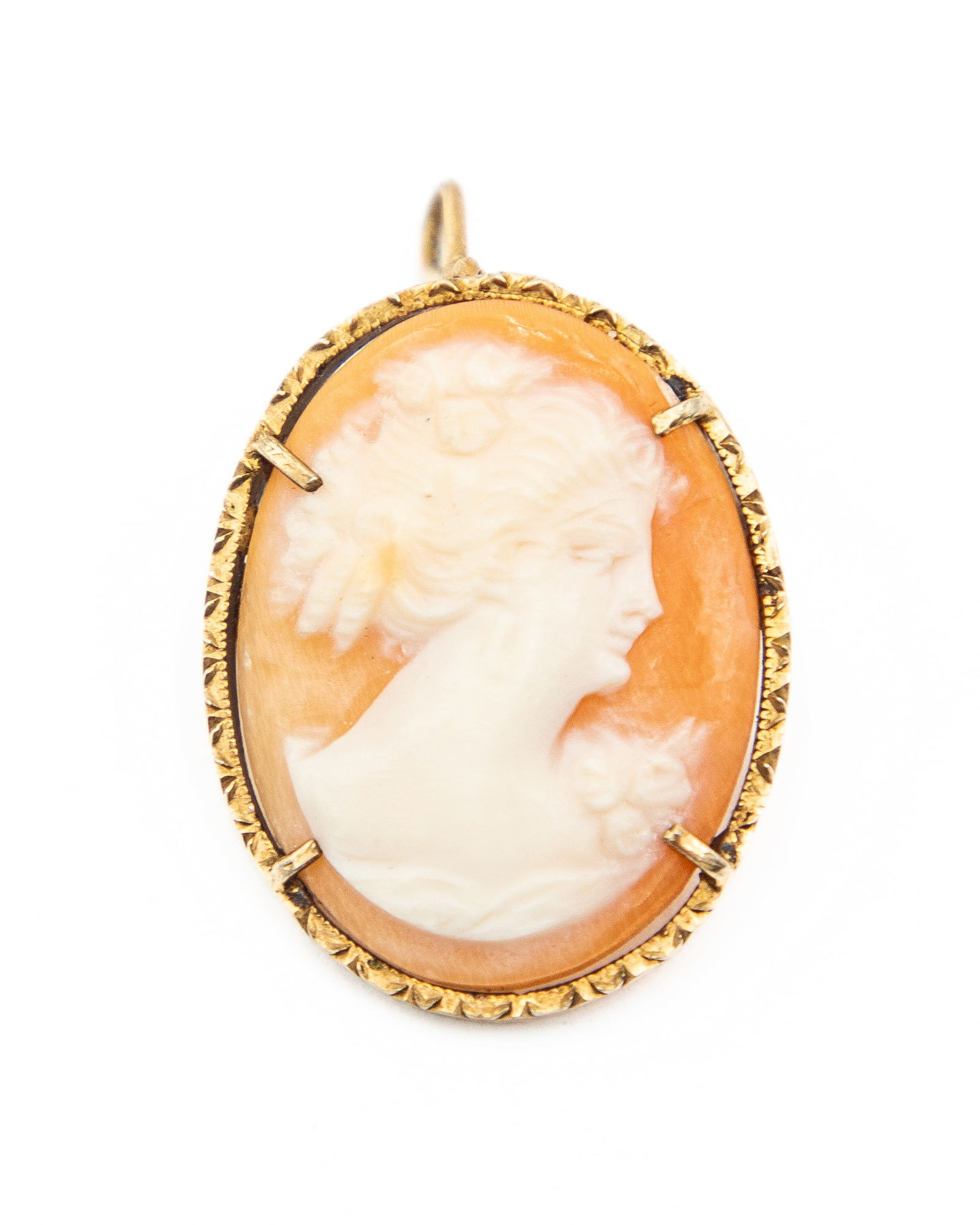 Shell Carved Cameo Vintage Gold over 800 Silver Brooch Pendant (1 of 4)