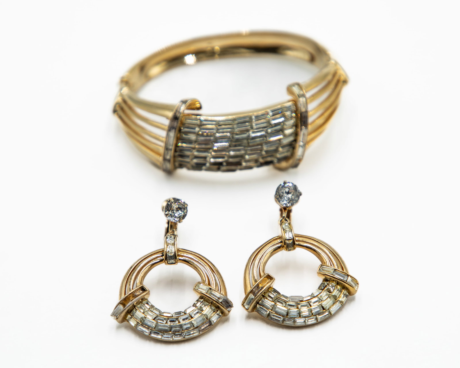 Vintage 1950's Adolph Katz Corocraft Bracelet Earrings Set As Is (1 of 14)
