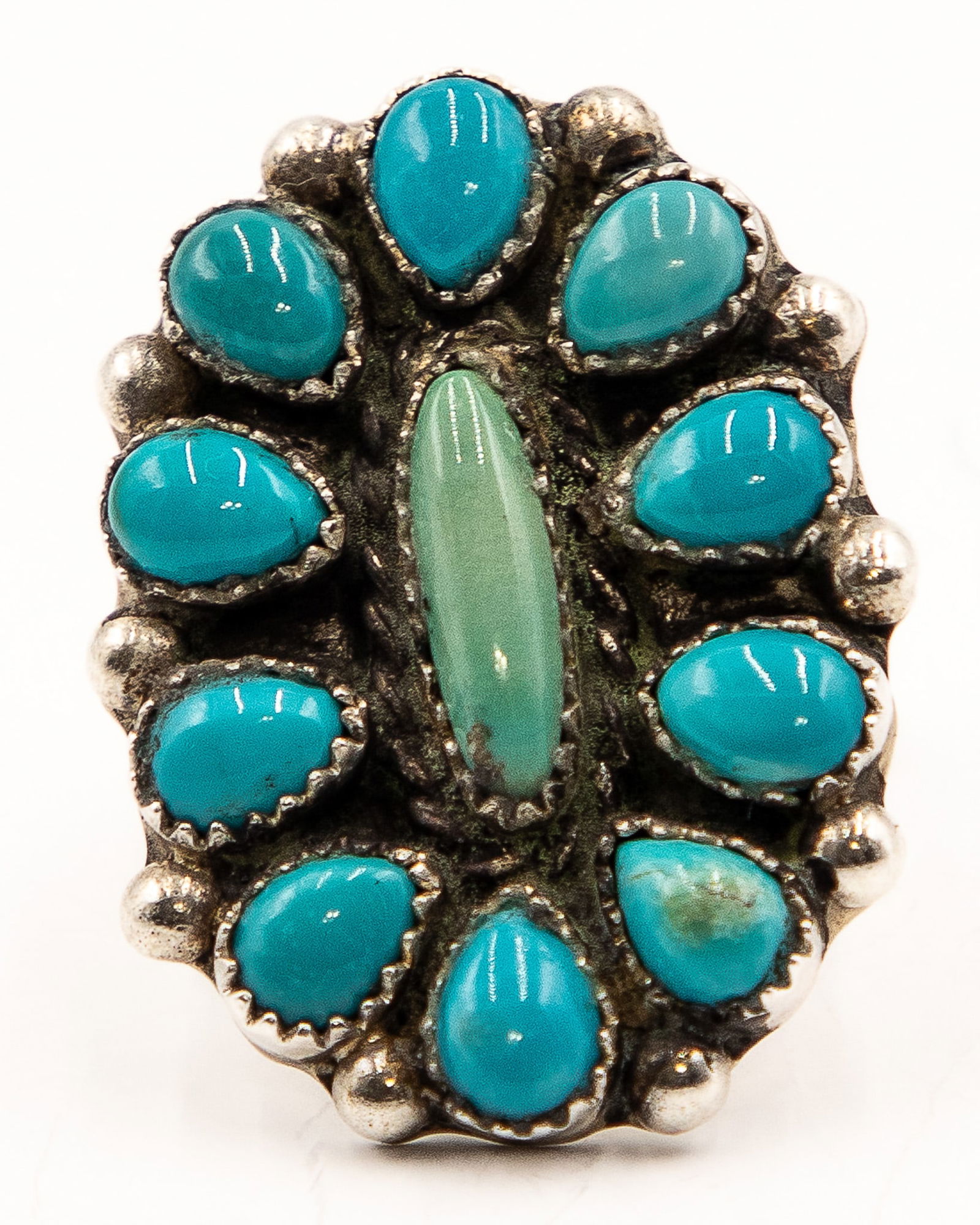 Navajo Sterling Oval Cluster Turquoise Cluster Ring Sz. 8.5 (1 of 6)