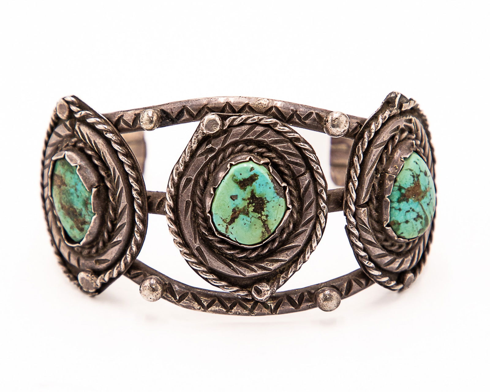 Vintage Navajo Sterling Turquoise Cuff Bracelet As Is (1 of 6)