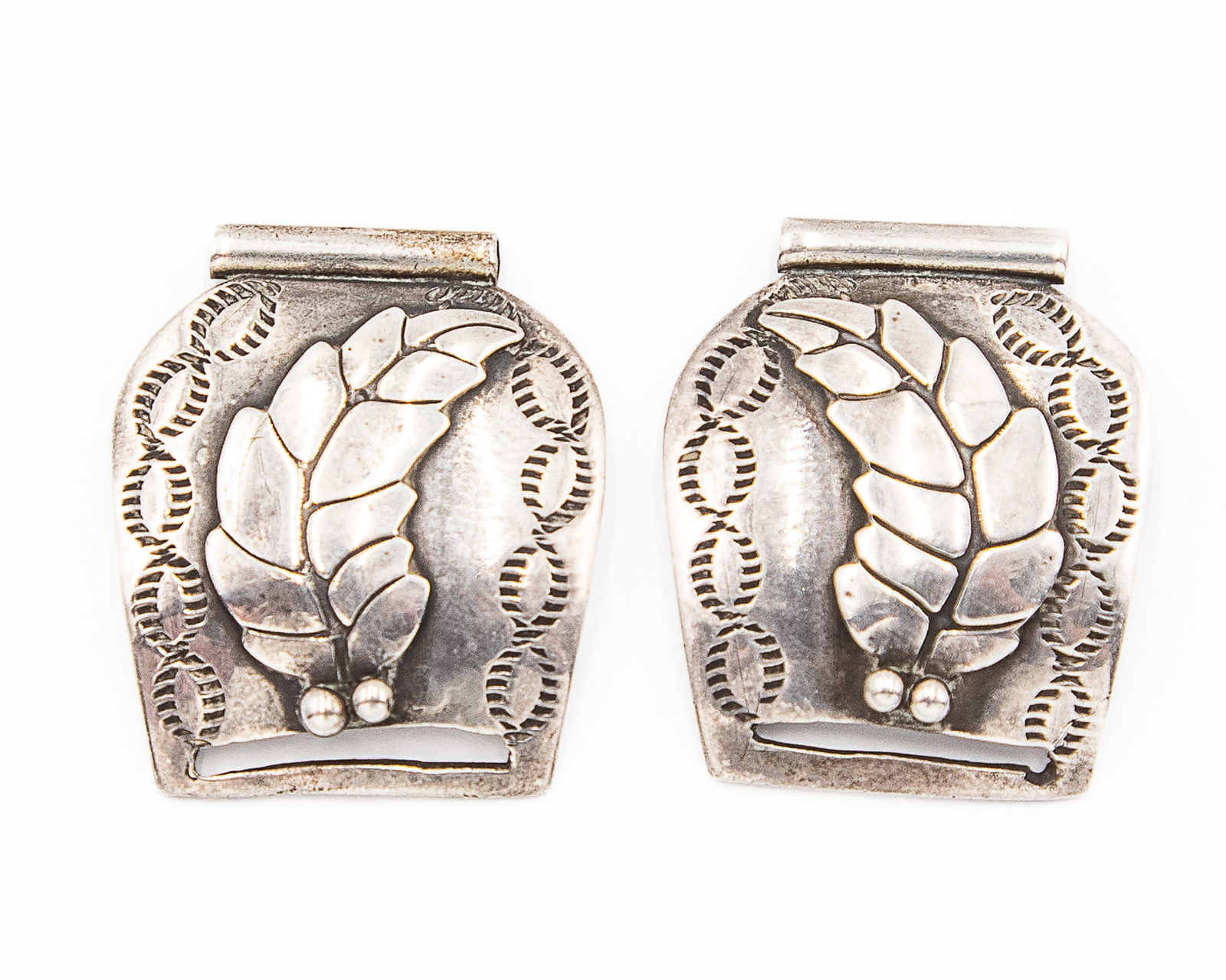 Nelson Lee Zuni Sterling Watch Cuffs (1 of 4)