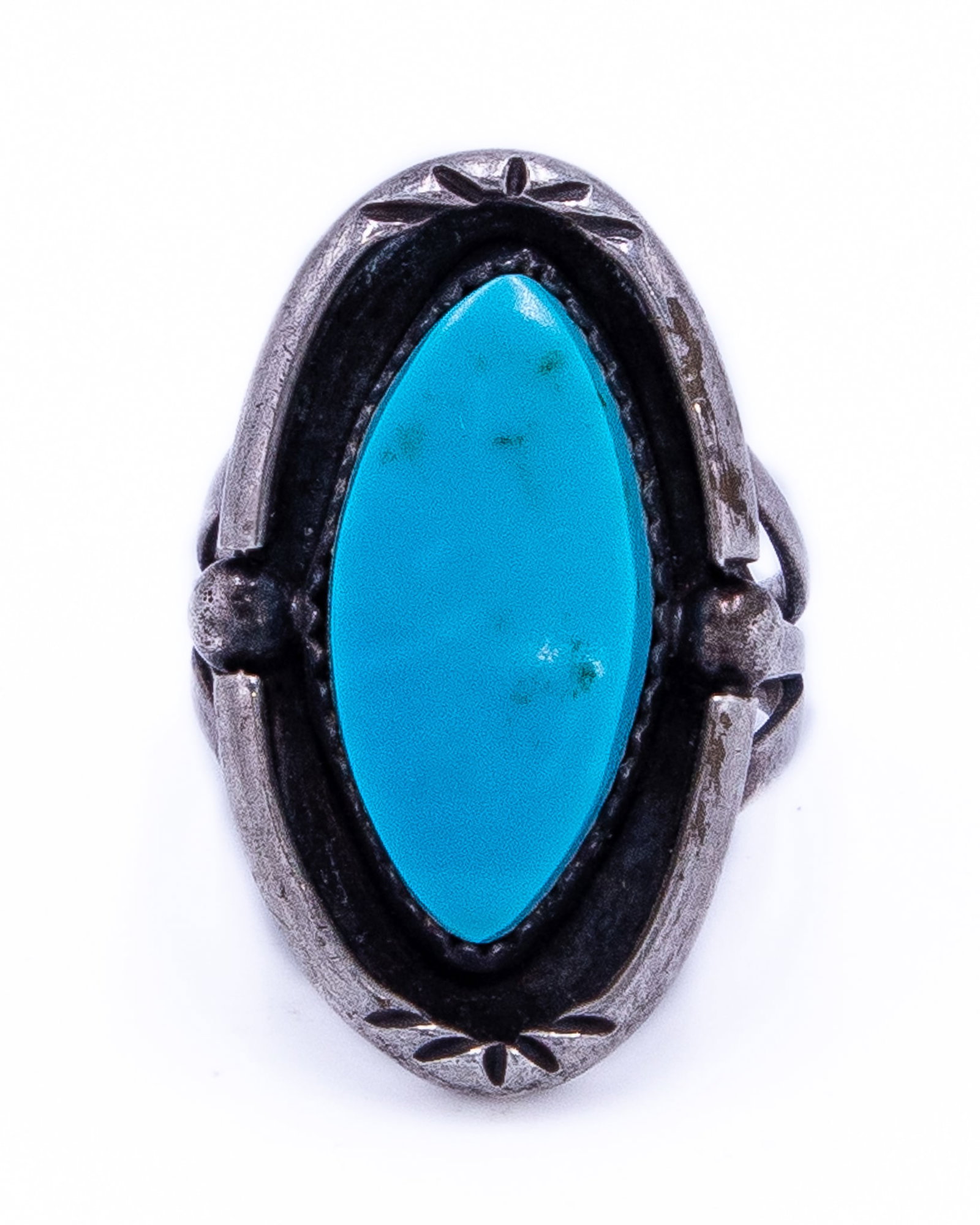 Vintage Navajo Turquoise Sterling Raised Shadow Box Ring Sz 7.5: Vintage Navajo Turquoise Sterling Raised Shadow Box Ring Sz 7.5, 8.5g