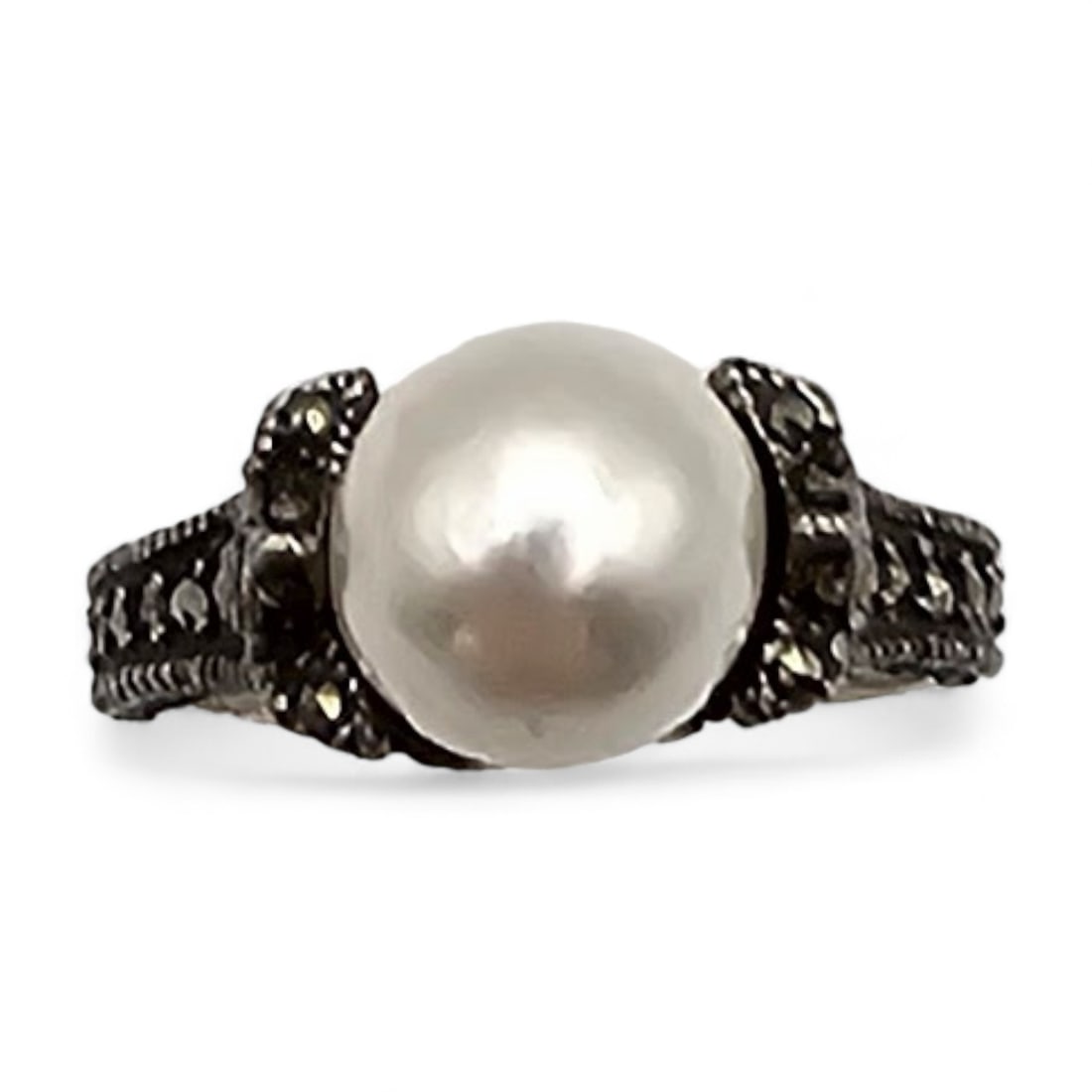 Pearl Marcasite Sterling Silver Cocktail Ring Size 5.75 4.5 G: Pearl Marcasite Sterling Silver Cocktail Ring Size 5.75 4.5 G