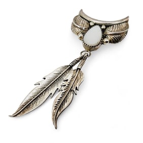 Eddie Secatero Jr. Sterling Navajo Mother Of Pearl Feather Pendant 7.1g