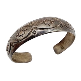 Vintage Wilbur Tracy Navajo Sterling Hand Stamped Cuff Bracelet 14.5g