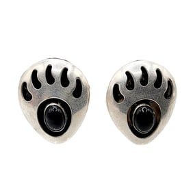 Navajo Sterling Bear Paw Onyx Earrings 5.5g