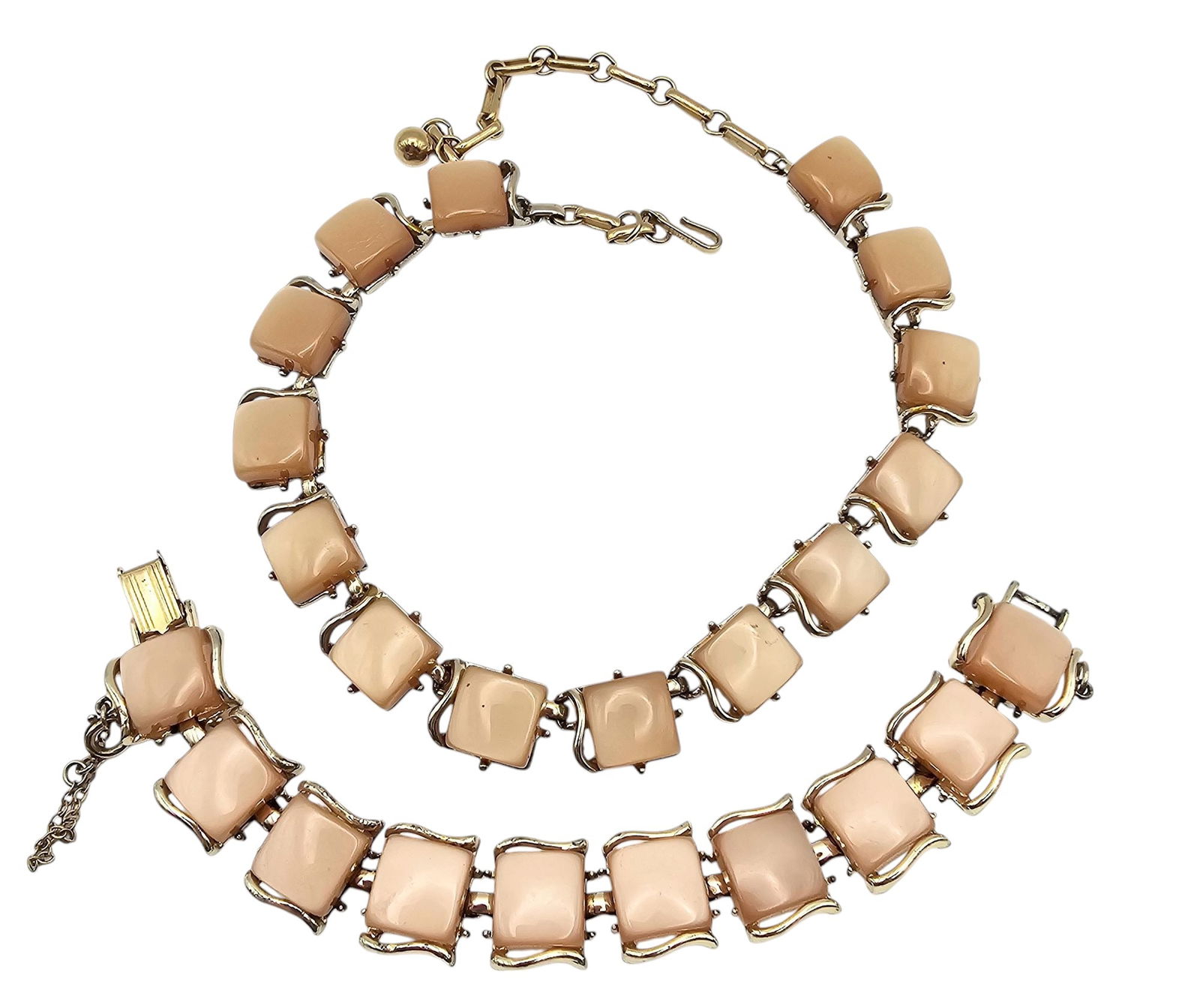 Coro Vintage Carmel Moonglow Thermoset/Lucite Gold Tone Necklace Bracelet Set: Coro Vintage Carmel Moonglow Thermoset/Lucite Gold Tone Necklace Bracelet Set
