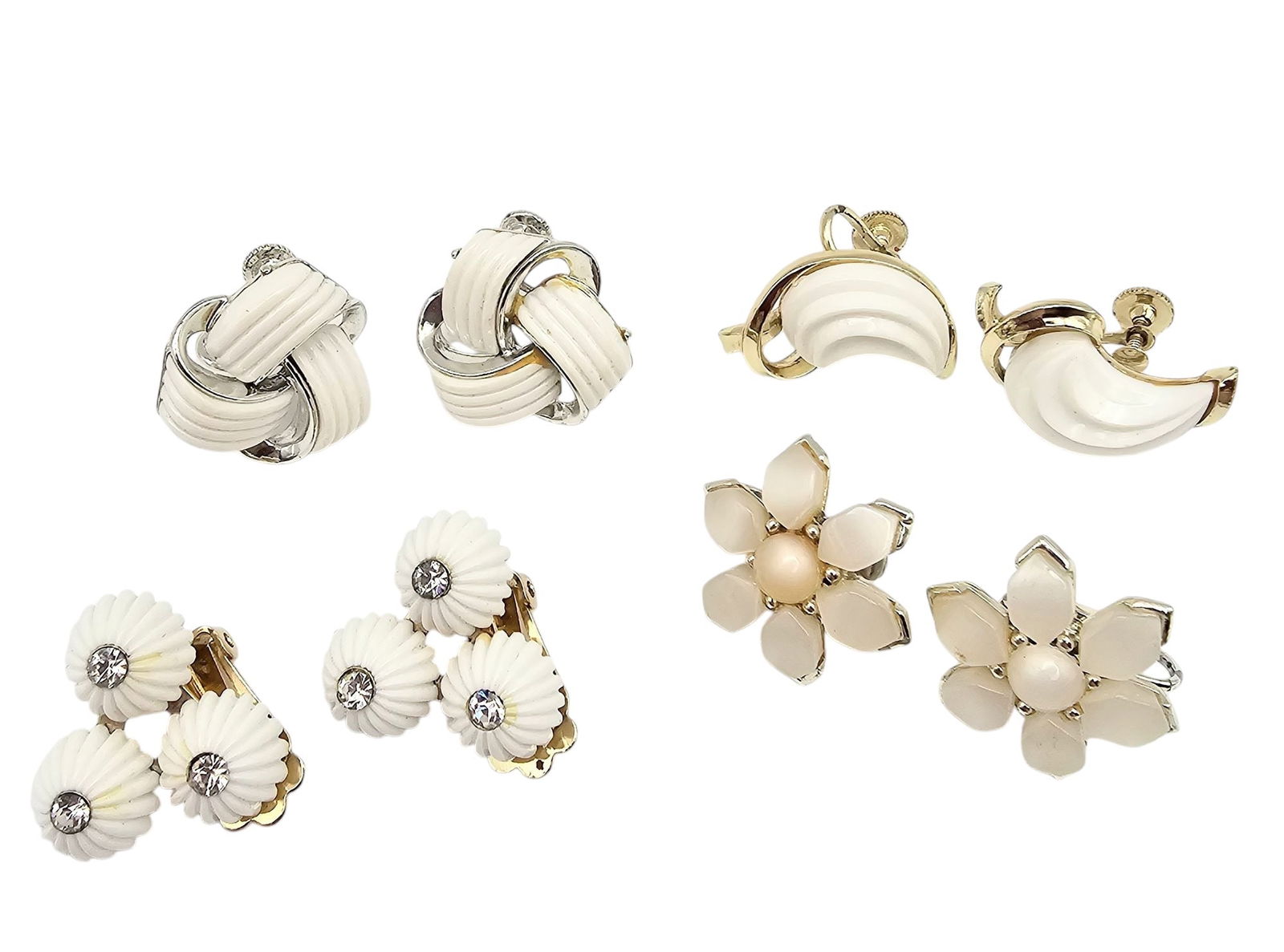 Coro Lisner Vintage Lot 4 White Thermoset /Lucite Earrings: Coro Lisner Vintage Lot 4 White Thermoset/Lucite Earrings