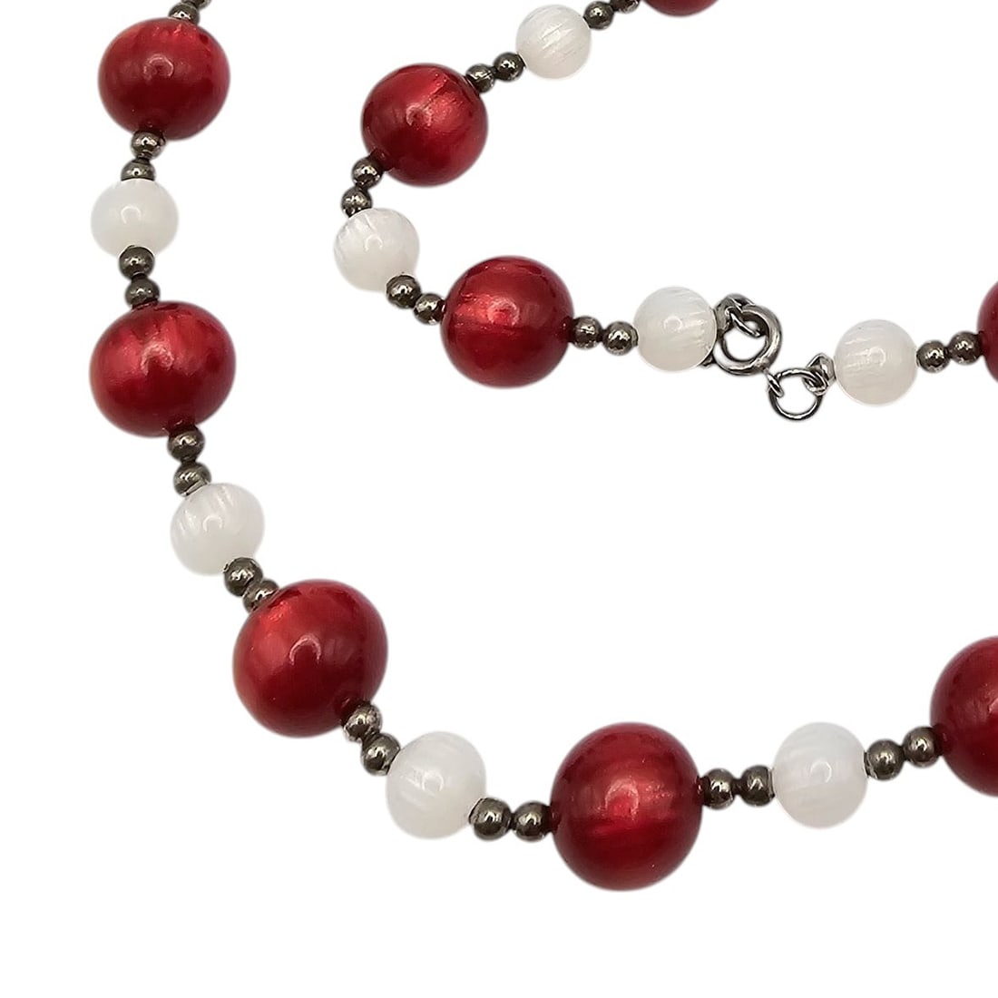 Vintage Red White Moonglow Lucite Bead Necklace: Vintage Red White Moonglow Lucite Bead Necklace