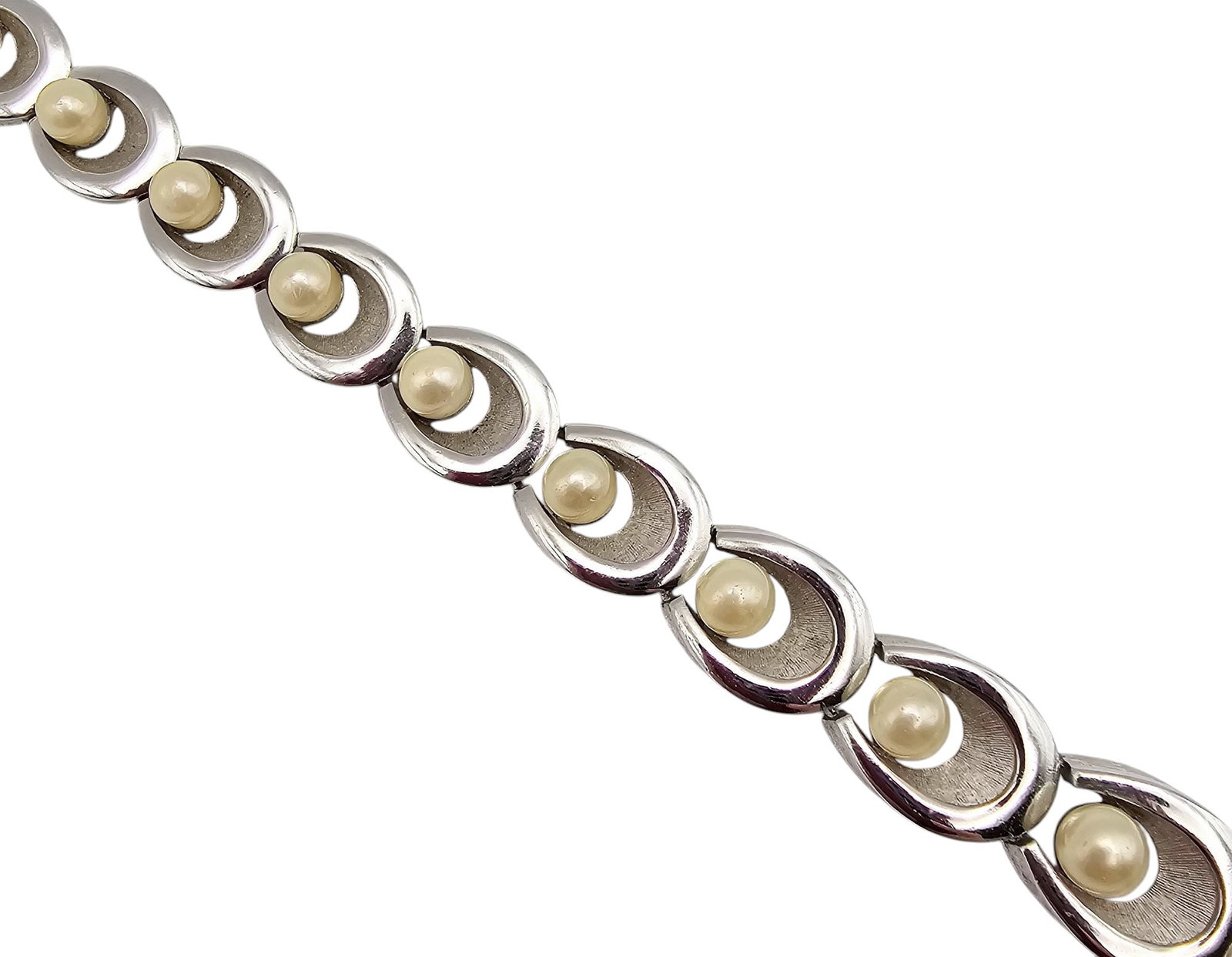 Crown Trifari Vintage 1960's Scallop Style Silver Tone Bracelet: Crown Trifari Vintage Faux Pearl 1960's Silver Tone Scalloped Style Brooch