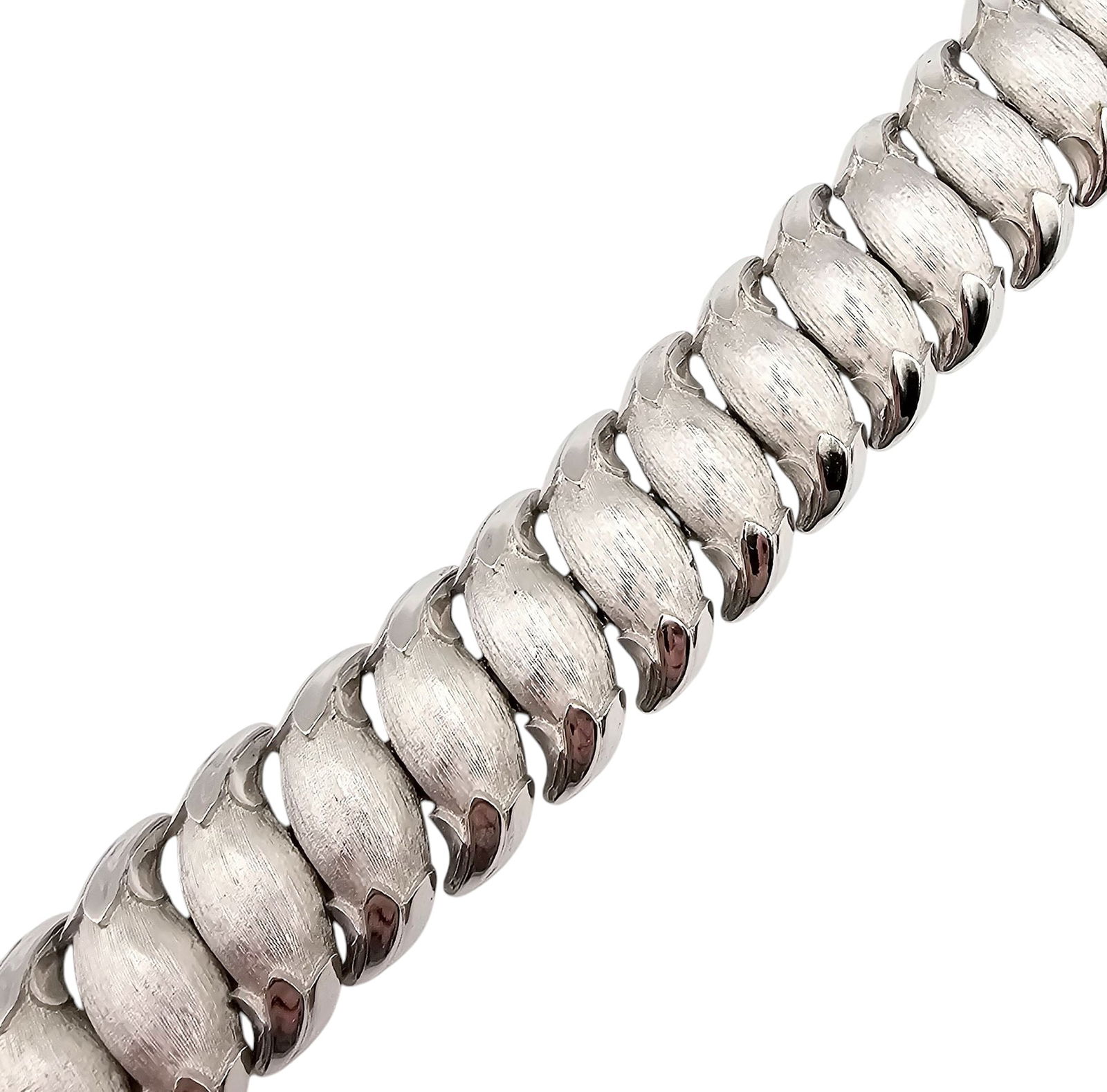 Crown Trifari Vintage Silver Tone Link Bracelet (1 of 3)
