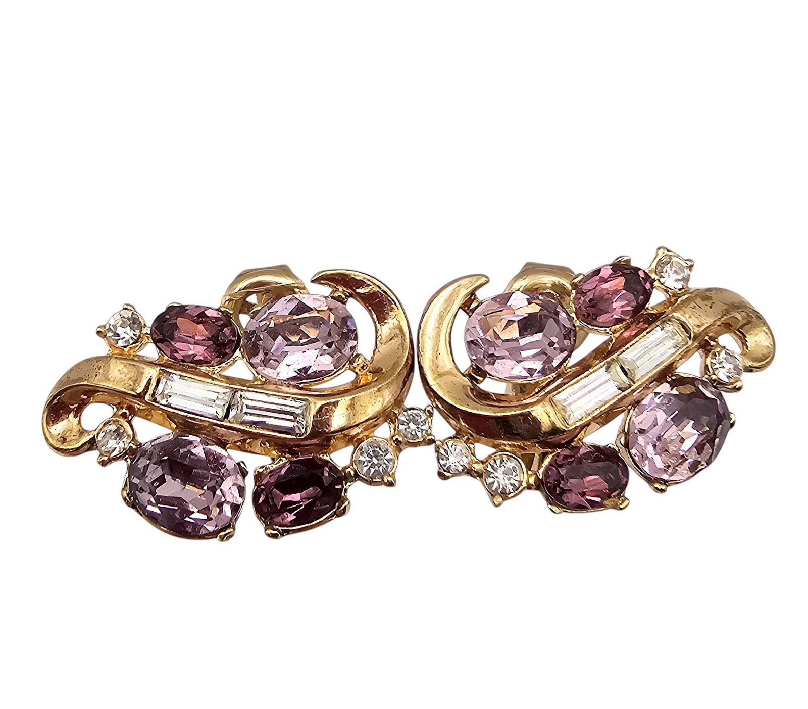 Vintage Crown Trifari Purple And Clear Stone Gold Tone Earrings: Vintage Crown Trifari Purple And Clear Stone Gold Tone Earrings