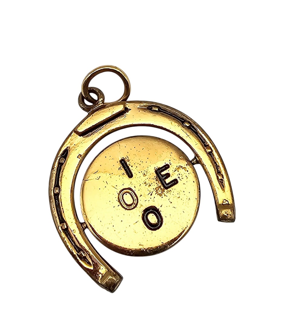 Pegasus Coro Gold Tone Lucky I Love You Charm: Pegasus Coro Gold Tone Lucky I Love You Charm
