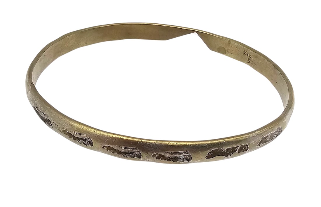 Sterling Silver Stamped Bangle Bracelet 16.6 G (1 of 3)