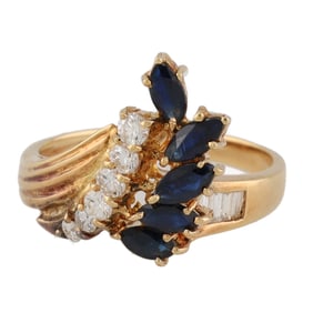 18K Gold Diamond and Sapphire Ring, Marked 750. 4.7g, Sz 6.75