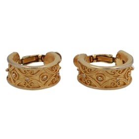 Vintage TRIFARI Etruscan Revival Gold Tone Clip Hoop Earrings